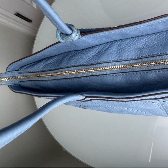 Tory Burch Tote Bag Light Blue Leather - Picture 10 of 17